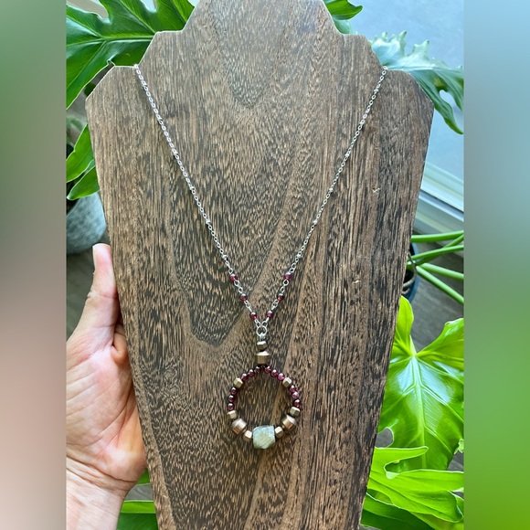 Labradorite - Hematite - Garnet Necklace - Picture 3 of 6